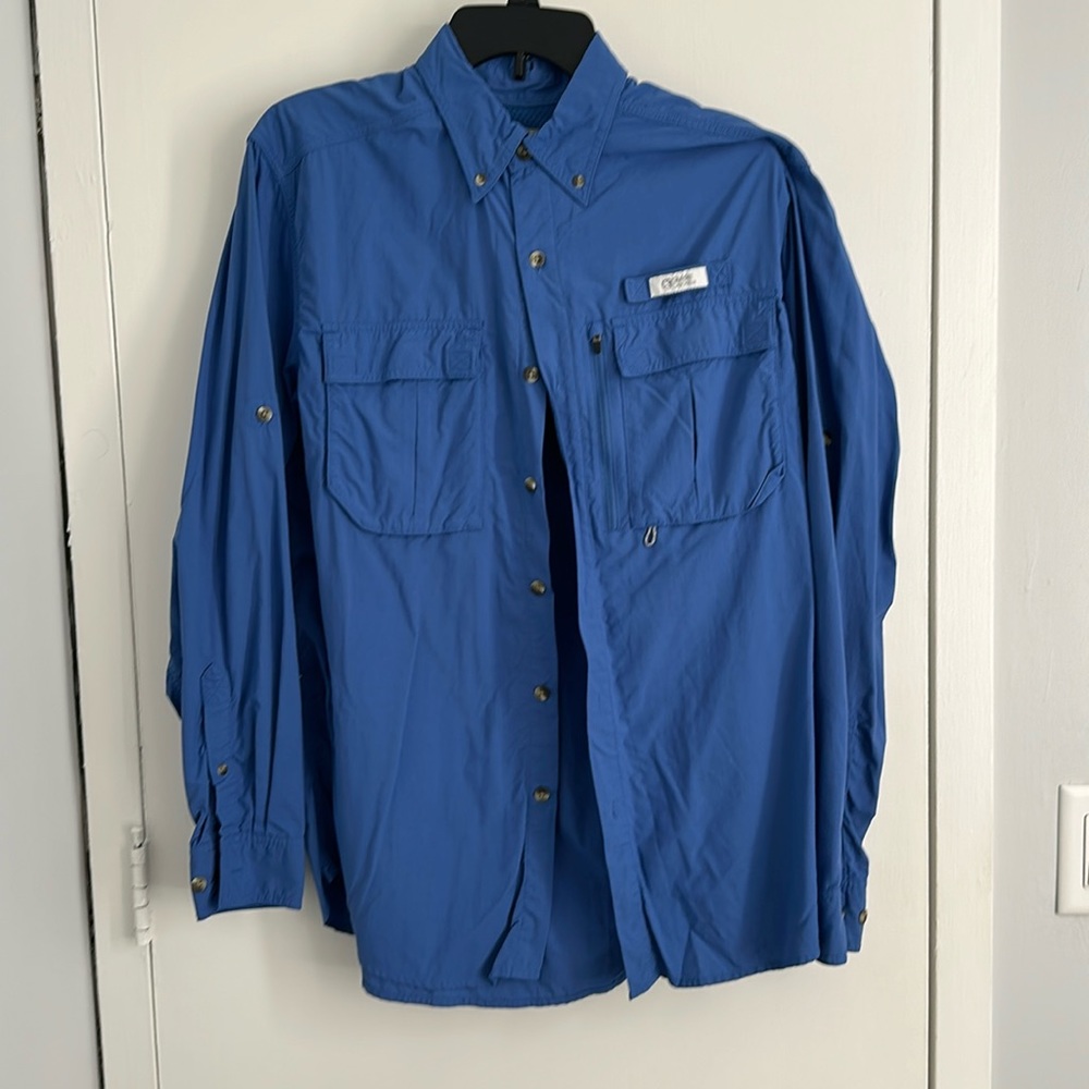 Guide Series blue fishing/sun style button up shirt